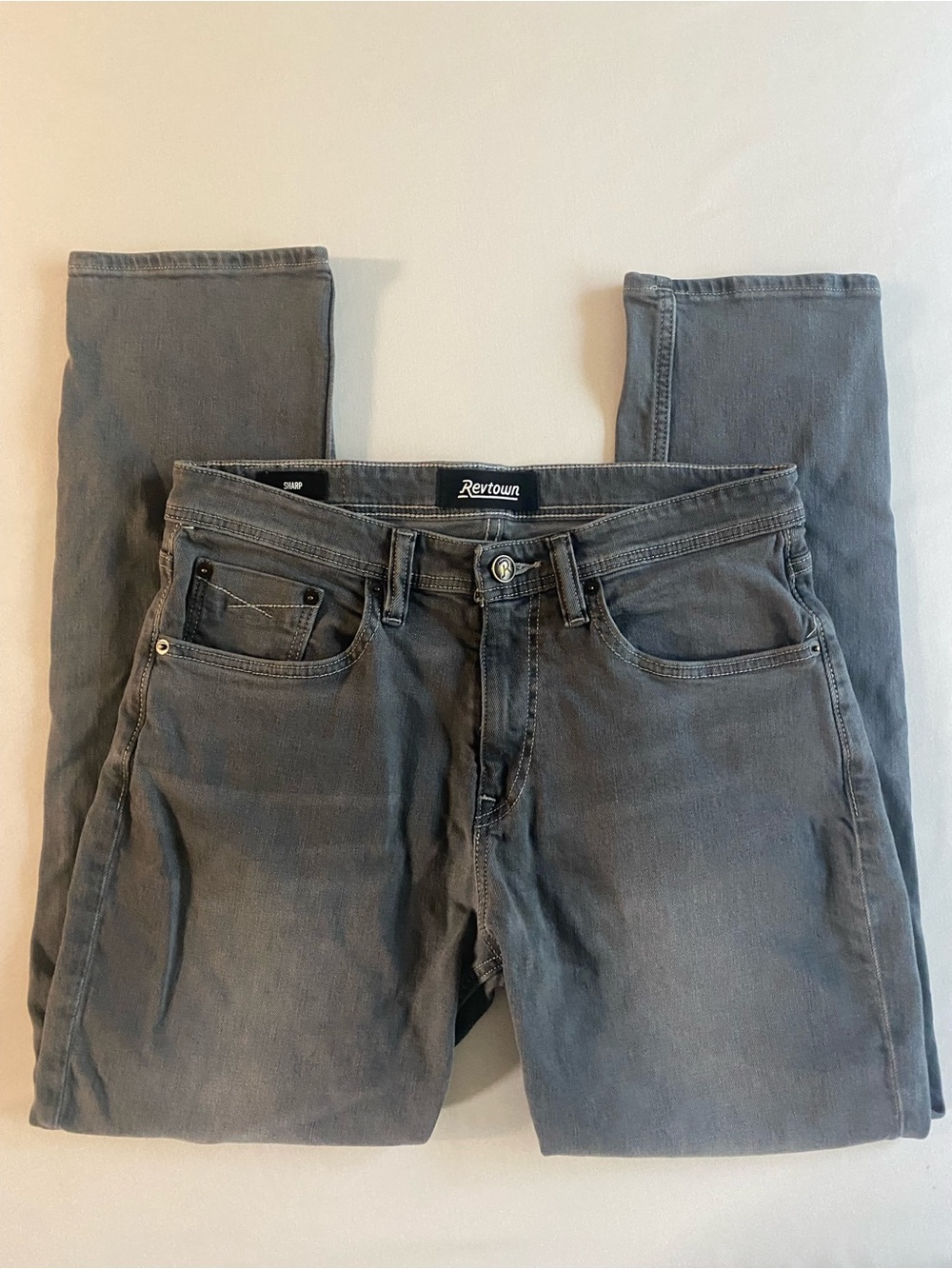 Revtown Sharp Slim Fit Jeans Mens 32x29 Tapered Denim